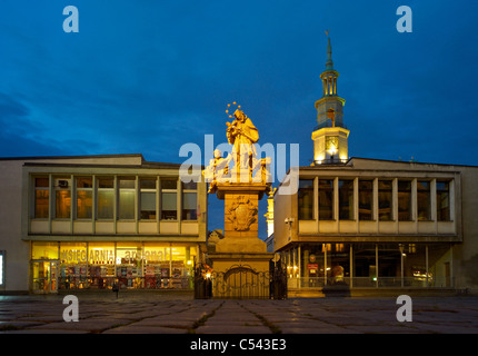 The Old Market with the statue of St John of Nepomuk, Poznan, Poland