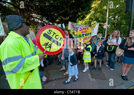 Demonstration Against Southwark Council’s Redundancies of Lollipop Personnel ?? Stock Photo