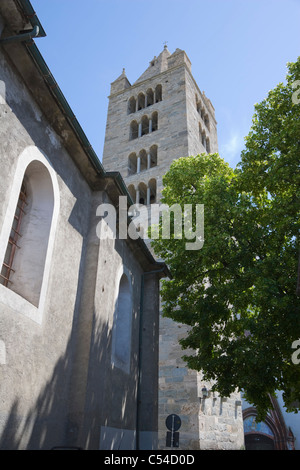 The former collegiate church of Saint Ours, Collegiata di Sant' Orso, Aosta, Aosta Valley, Valle d'Aosta, Italy Stock Photo