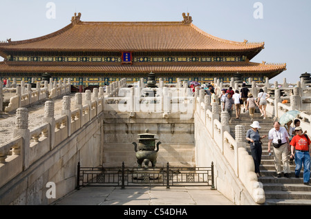 Looking up flight of stairs & bronze ornament to The Hall of Supreme Harmony – Tai He Dian; The Forbidden City in Beijing, China Stock Photo