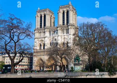 View of the Notre Dame de Paris from embankment of the river Seine. Paris, France. Stock Photo