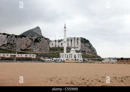 Gibraltar The Ibrahim-al-Ibrahim Mosque, also known as the King Fahd bin Abdulaziz al-Saud Mosque. On Europa point. Stock Photo