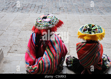 Two peruvian ladies in traditional costume Stock Photo