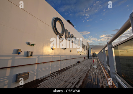 Sunset on Deck 12 on the Cunard Queen Mary 2 cruise liner during transatlantic crossing. Stock Photo