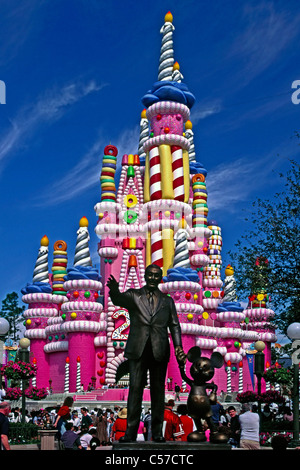 Cinderella's Castle decorated for the 25th Anniversary celebrations. Disney World Florida 1997. Stock Photo