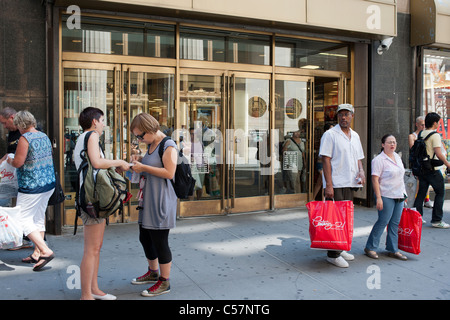 Shoppers outside the famed Century 21 department store in Lower Manhattan in New York Stock Photo