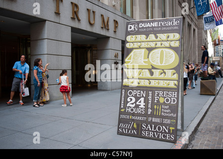 A new Duane Reade drugstore opens in the Trump Building on Wall Street in Lower Manhattan in New York Stock Photo