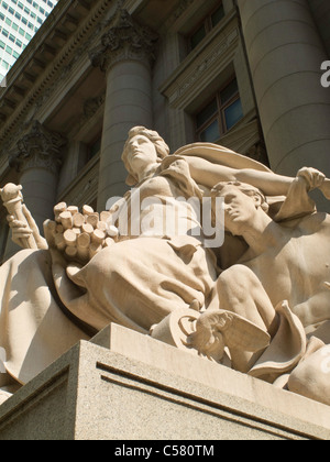 America Statue, Four Continents, Alexander Hamilton U.S. Custom House, NYC Stock Photo