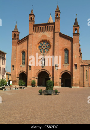 Italy, Piedmont, Alba. The cathedral Stock Photo - Alamy