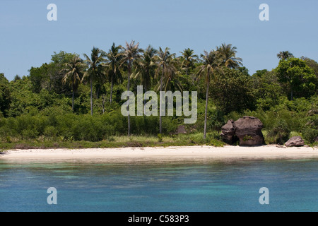 Asia, atmosphere, ambience, outside, on, field recording, island, isle, coast, Long, sea, palms, Phu, Quoc, South-East Asia, san Stock Photo