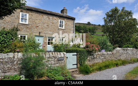 English country cottage and garden, Swaledale, North Yorkshire, England Stock Photo