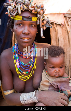 Galeb or Dassanech woman and child at a village in the Lower Omo Valley, Ethiopia Stock Photo