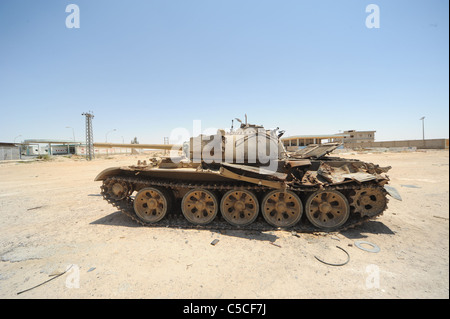 a blow up, destroyed T54 Libya tank in the desert Stock Photo