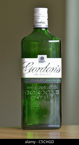 Alcoholic beverage, drink, fermented, social problems. GORDON'S GIN GORDONS SPIRIT editorial use only Stock Photo