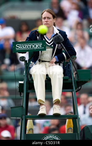 Umpire on Court 1 during the 2011 Wimbledon Tennis Championships Stock Photo