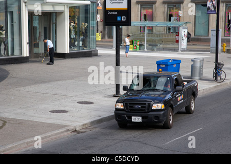 toronto downtown clean streets team clearing up ontario canada Stock Photo