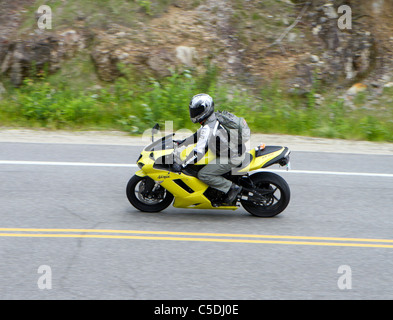 Kawasaki ninja zx6r hi-res stock photography and images - Alamy