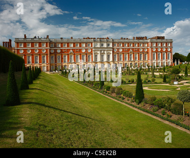 Hampton Court Palace south front, and Privy Garden. Stock Photo