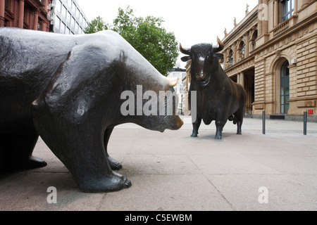 Bull and bear statues outside Frankfurt Stock Exchange, Germany Stock Photo