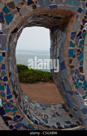 Tiled curved wall (ceramic and mosaic) in El Parque del Amor (Love Park) overlooking ocean, Miraflores Lima, Peru, South America Stock Photo