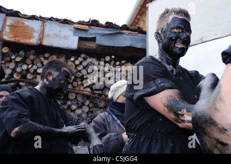 ' Devils Luzón ' Preparing for Carnival in LUZON. Guadalajara . Castille - La Mancha . SPAIN Stock Photo