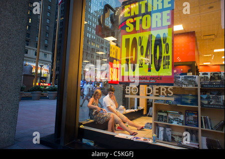 The Borders bookstore at Penn Plaza in New York Stock Photo