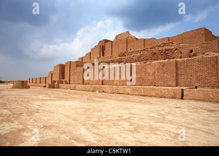 Elamite ziqqurat (13th century BC), UNESCO World Heritage Site, Chogha Zanbil (Tchogha Zanbil), province Khuzestan, Iran Stock Photo