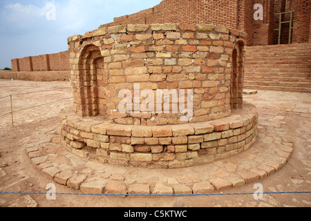 Elamite ziqqurat (13th century BC), UNESCO World Heritage Site, Chogha Zanbil (Tchogha Zanbil), province Khuzestan, Iran Stock Photo