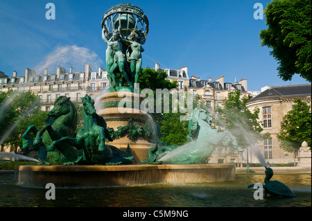 Fontaine De L'Observatoire, Place Camille Jullian, Paris, France Stock ...