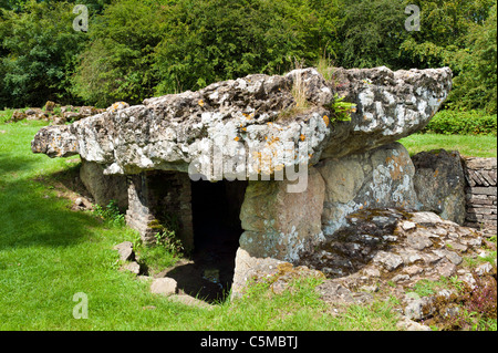 Tinkinswood largest megalith neolithic burial site chamber neolithic Cowbridge South Wales UK Stock Photo