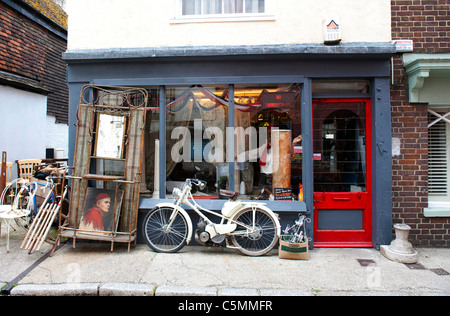 Antique shop in Hastings Old Town, Hastings, Sussex, UK Stock Photo