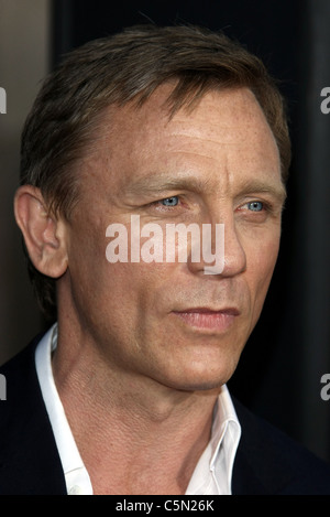 DANIEL CRAIG COWBOYS AND ALIENS. WORLD PREMIERE SAN DIEGO CALIFORNIA USA 23 July 2011 Stock Photo