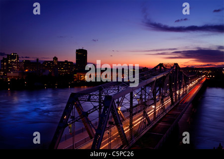 Alexandra bridge Ottawa Stock Photo