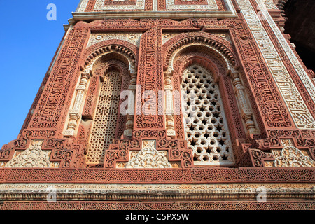 Qutb Minar, Alay Darvaza (sultan Ala-ud-Din gate), 1310, Delhi, India Stock Photo