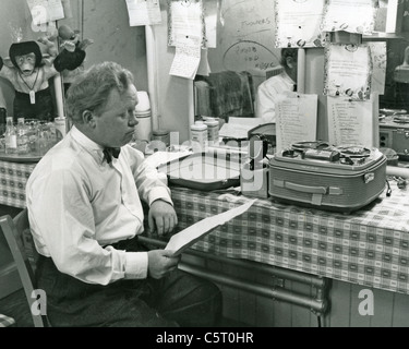 CHARLIE DRAKE (1925-2006) English comic actor recording a script about 1960 Stock Photo