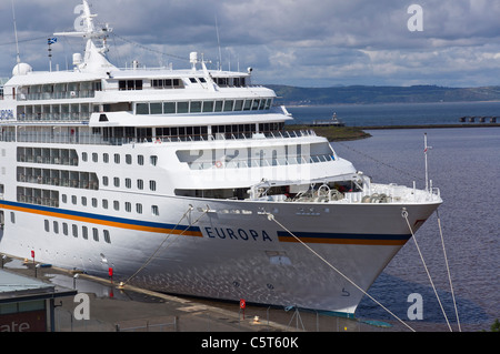 Hapag-Lloyd cruise liner Europa docked at Edinburgh's Leith harbour Stock Photo