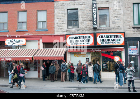 Famous Schwartz Deli restaurant on boulevard Saint Laurent Montreal Stock Photo