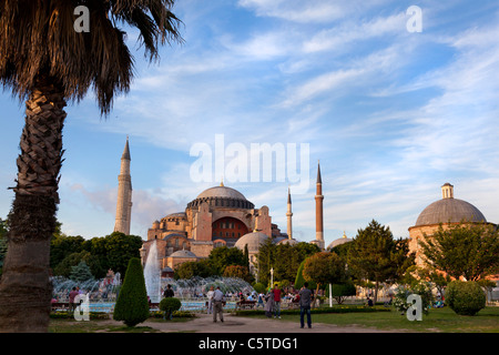Frontal view with garden and fountain. Exterior of Haghia Sophia, Istanbul, Turkey Stock Photo