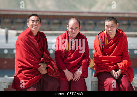 Tibetan Buddhist monk at Dulan Monastery, Ulan, Qinghai Province, China Stock Photo