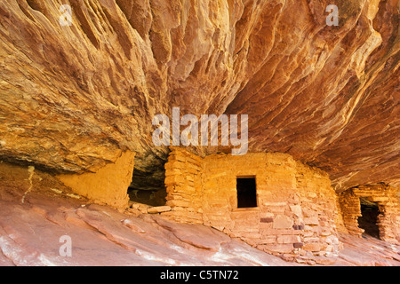 USA, Utah, House of Fire, Indian ruins in North Fork of Mule Canyon in the Cedar Mesa Stock Photo