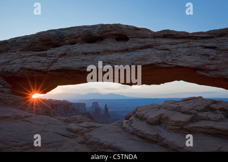 USA, Utah, Canyonlands National Park, Mesa Arch Stock Photo