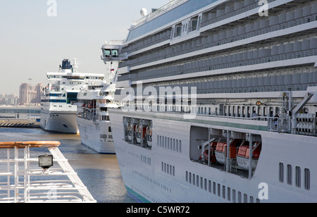 Cruise ships lined up, Vasilievsky Island, St Petersburg, Russia Stock Photo