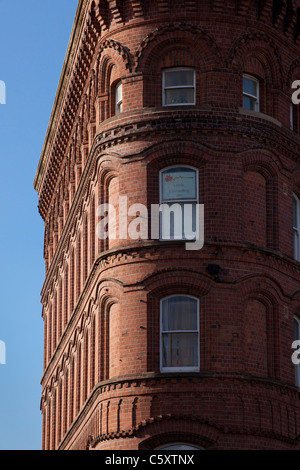 Leeds Bridge House,also known as the Flat Iron. Stock Photo