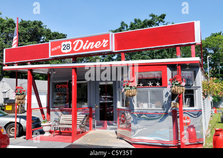 Exterior of an old fashioned diner in summer on Route 28 in Yarmouth, Cape Cod, Massachusetts on a sunny blue sky clear day, USA. Stock Photo