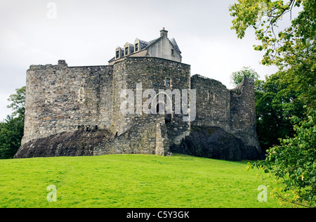 Dunstaffnage Castle, Oban, Argyll and Bute, Scotland. Built 13 C. by the MacDougall lords of Lorn and a seat of Clan Campbell Stock Photo