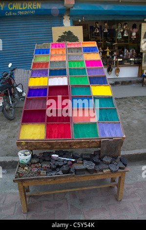 Market stall with all kinds of dyes, Pashupatinat, Kathmandu, Nepal Stock Photo