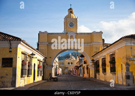 Nuestra Senora de la Merced, Santa Catalina Arch, Calle del Arco, Antigua, Guatemala Stock Photo