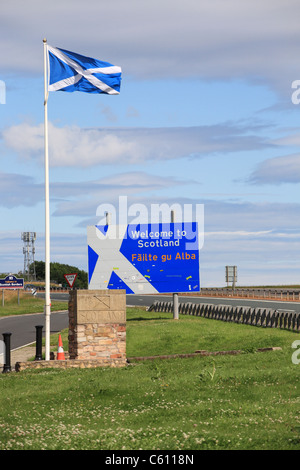 The border between England and Scotland at Lamberton on the A1 road Berwickshire, Scotland, UK Stock Photo