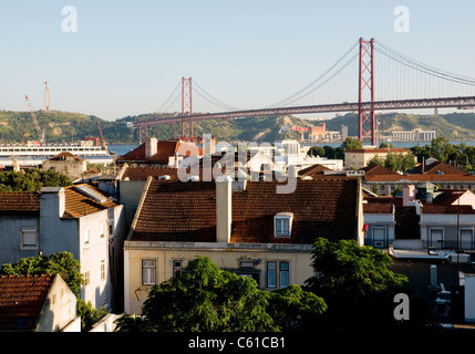 The Ponte 25 de Abril (25 April Bridge) in Lisbon Stock Photo