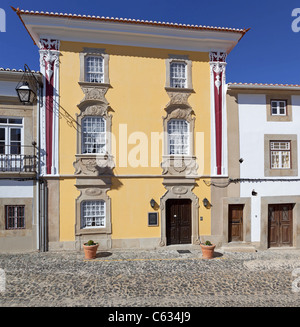 The Magessi House, also known as Yellow House, a small hotel in Castelo de Vide. Portalegre District, Alto Alentejo, Portugal Stock Photo